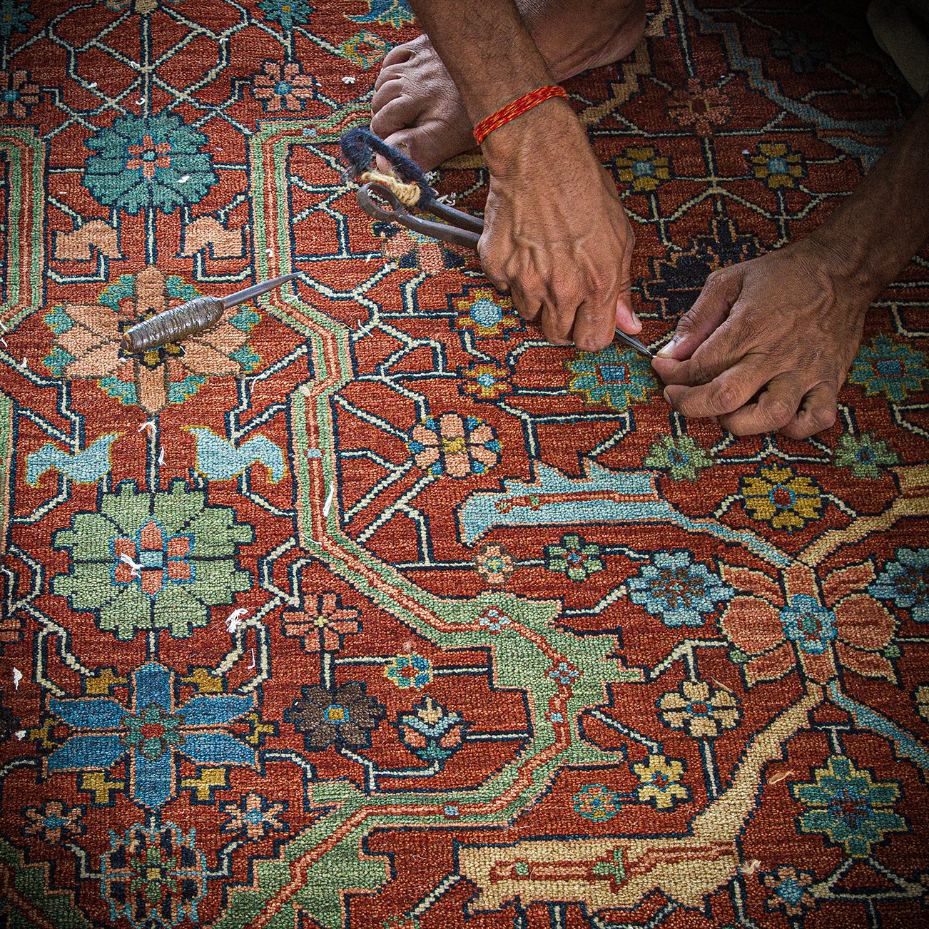 Handmade Rug Raze Beauty in Craftmanship